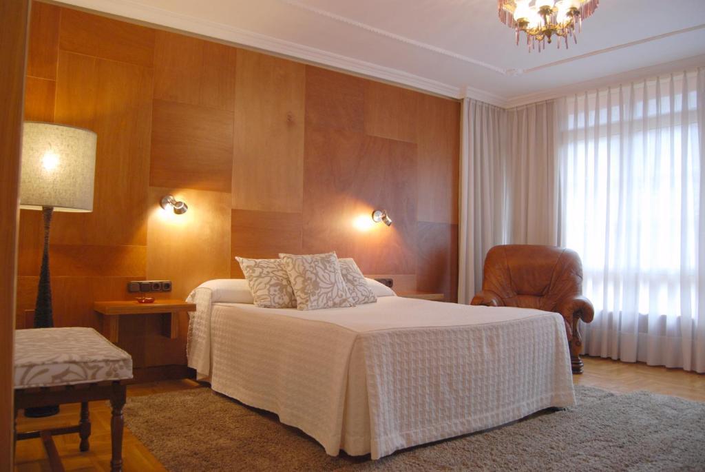 Hotel La Rivera Las Arenas Zimmer foto